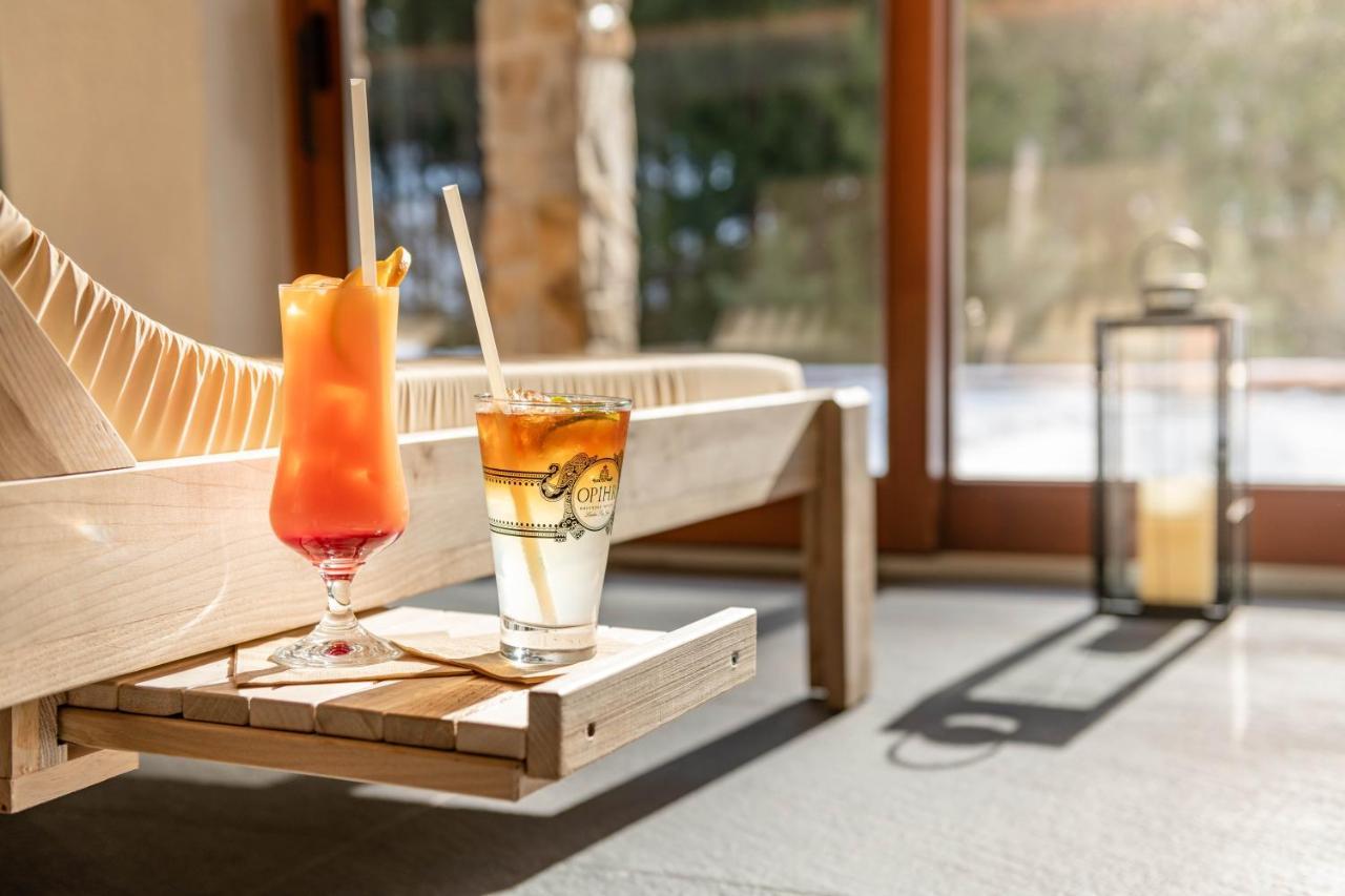 Wellness Hotel Ondrasuv Dvur Bíla Εξωτερικό φωτογραφία