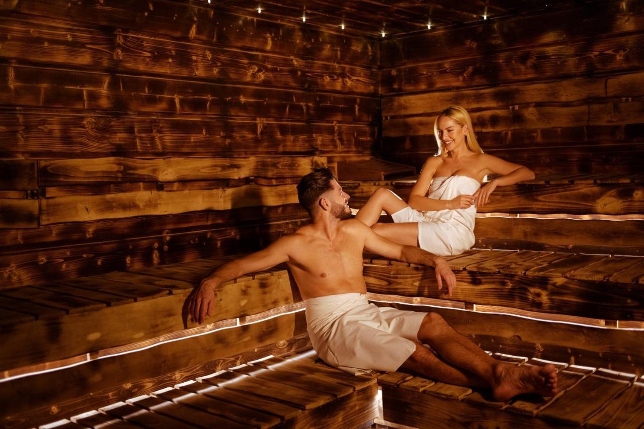Wellness Hotel Ondrasuv Dvur Bíla Εξωτερικό φωτογραφία